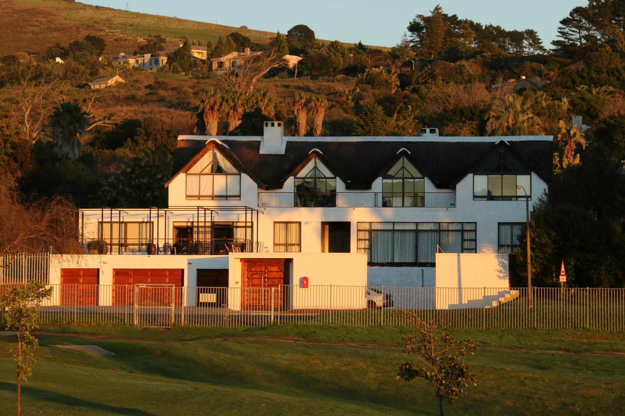 The Welgemoed Guest House Bellville Exterior photo